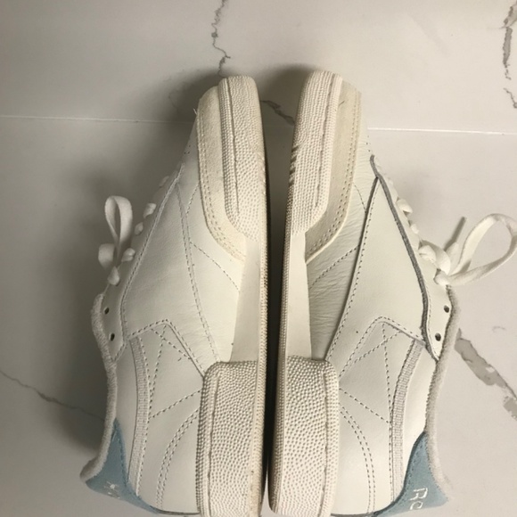 Women’s Reebok Classic Leather Sneakers US 5 White - Picture 3 of 11